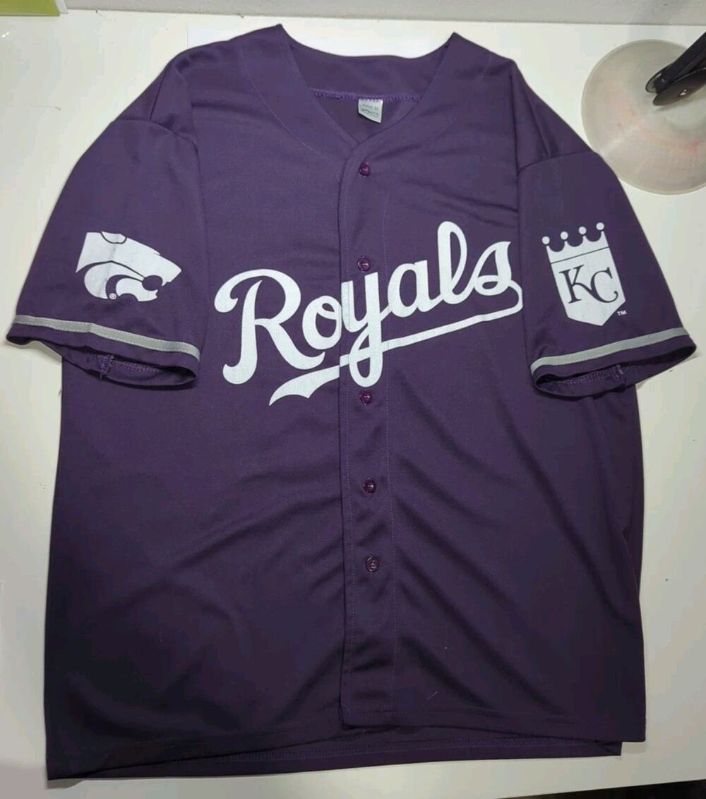 Kansas City Royals K-State Wildcats SGA Jersey M Purple 2022 KSU Theme Emaw